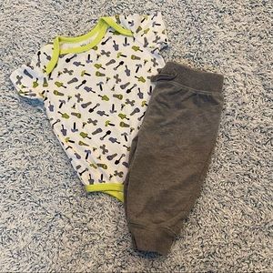 👀 4/$12 Tool Themed Onesie & Sweats Combo